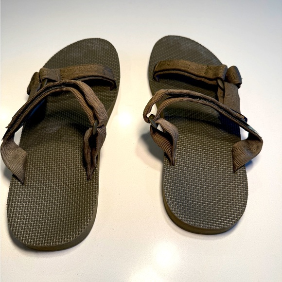 TEVA - Men’s Olive Green Universal Slide - Size 45 / US 12 - Picture 4 of 14